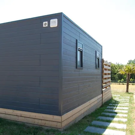 New Lodge Sainte-Foy (Vendee)